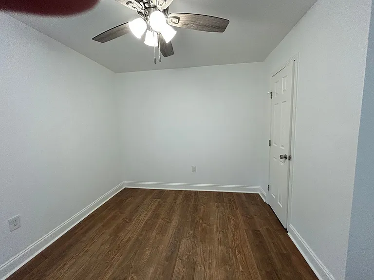 2080 Jerlyn Dr — Photo 11