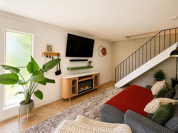 2nd image of 8947 El Mirador Dr APT 3