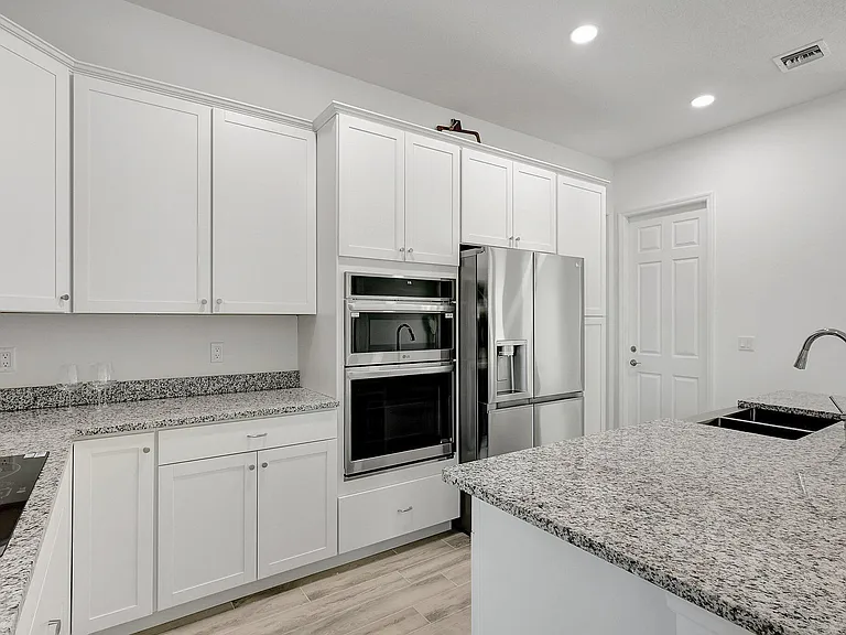 1791 SW Effland Ave — Photo 13