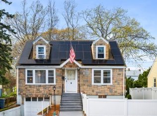 15 Oak Rd, Medford, MA 02155