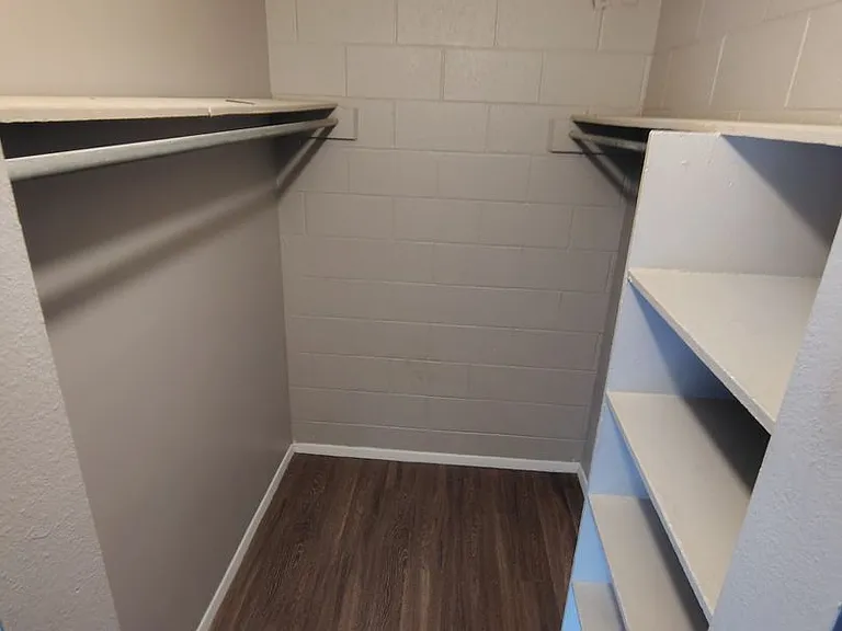 Casa Del Sol Apartments — Photo 22