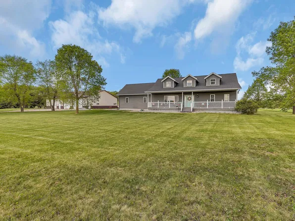 10448 345th St, Saint Joseph, MN 56374