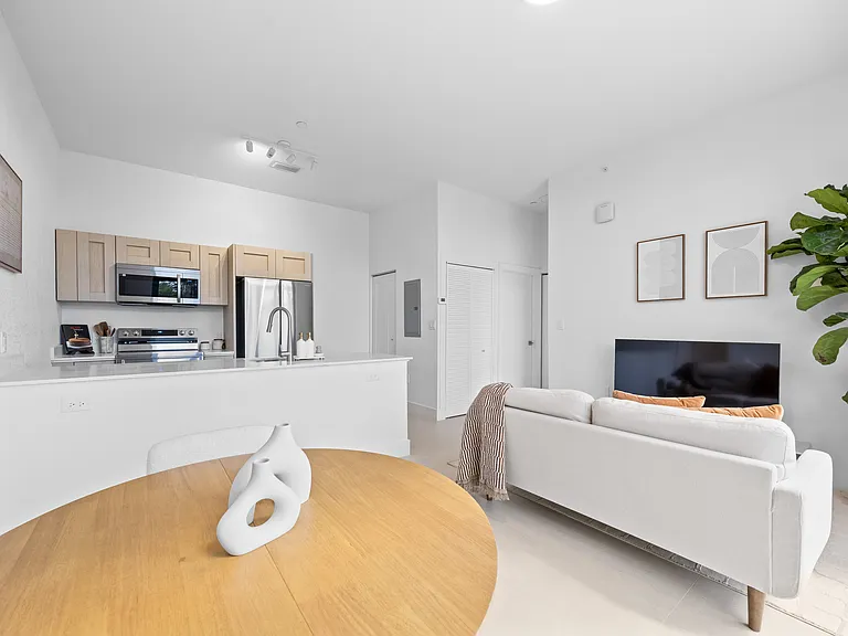 Cauley Residences by Trion Living — Photo 16