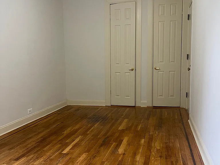 3521 Dekalb Ave #B27 — Photo 6