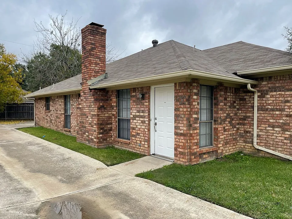 5227 Wild Horse Ct