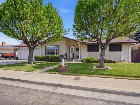 8308 Rexford Dr, Hilmar, CA 95324