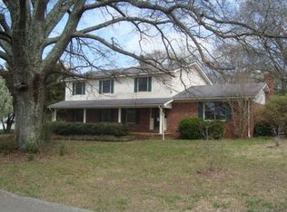 112 Meadowwood Dr, Mc Kenzie, TN 38201