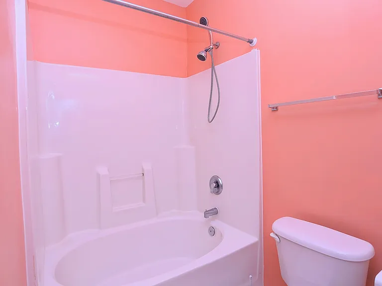 915 Cinnamon Dr — Photo 23