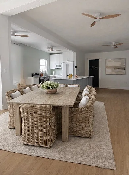21484 Edgewater Dr — Photo 2