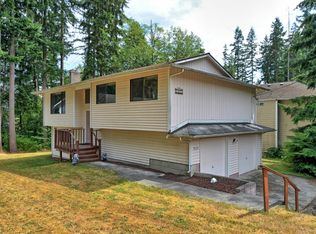 7025 Lower Ridge Rd, Everett, WA 98203