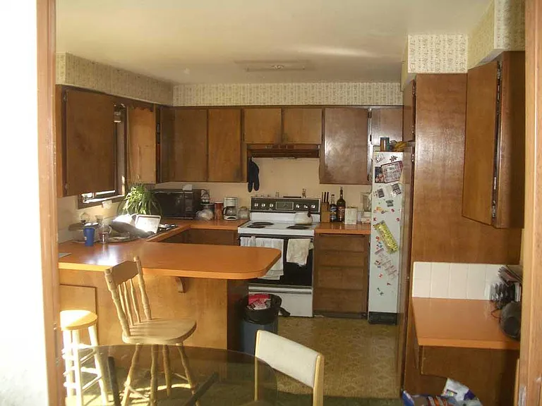 3912 E Hartson Ave — Photo 14