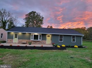 26 Marburger Rd, Oley, PA 19547