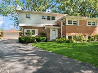 2736 Lincoln Ln, Wilmette, IL