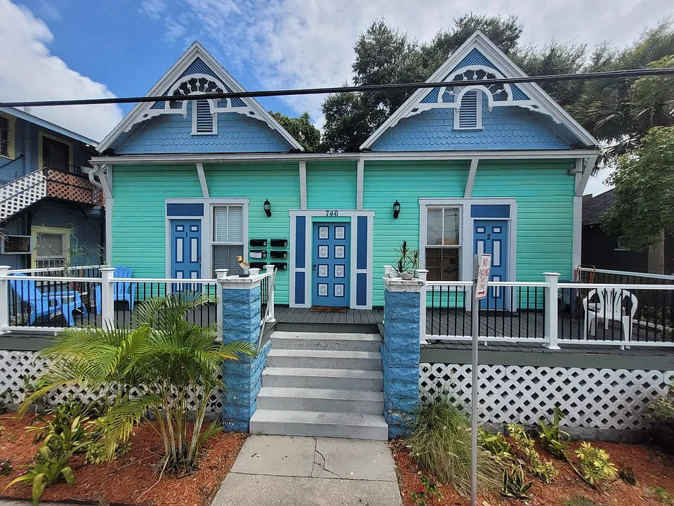 746 4th Ave N