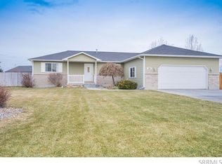 24 N White Pine Ln, Rigby, ID 83442