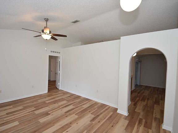 5th image of 14 Ryley Ln
