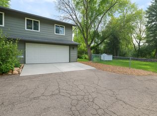 484 104th Ln NW, Coon Rapids, MN 55448