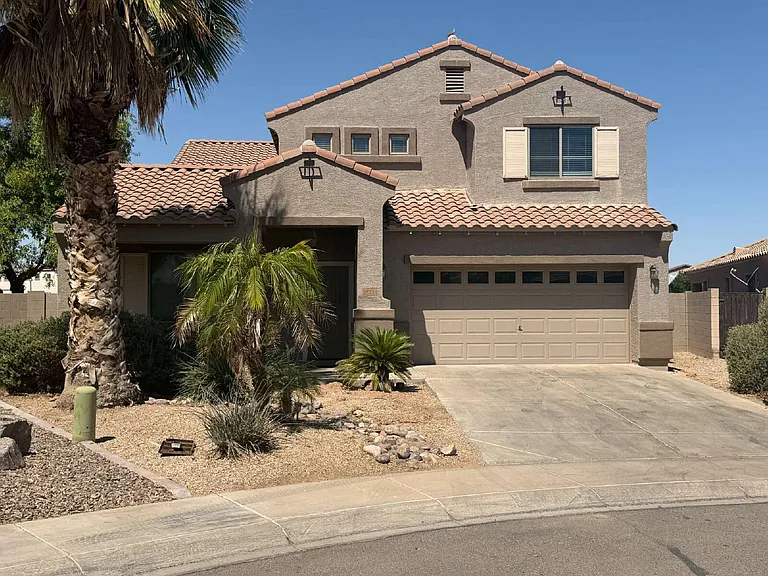 38134 N Establo Dr — Photo 2