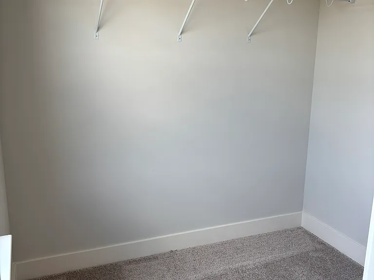8930 Keenberg Ln — Photo 20
