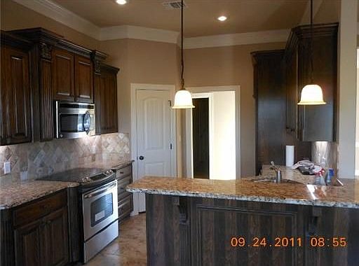 3rd image of 245 Kay Ave