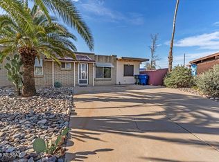 7694 E Queen Palm Cir, Tucson, AZ 85730