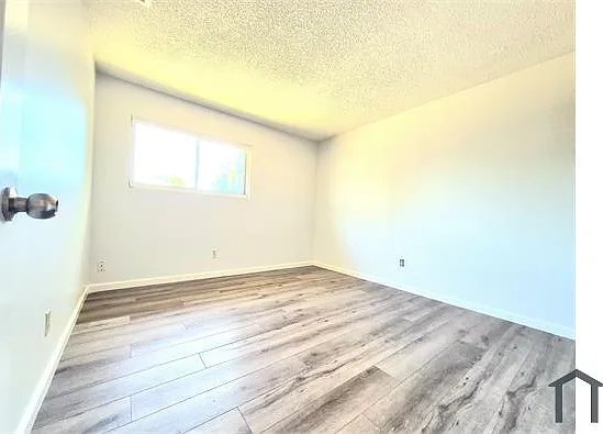412 Nerdy Ave — Photo 7