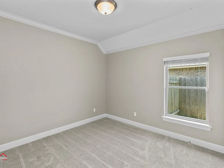 608 Labarre Ln — Photo 14