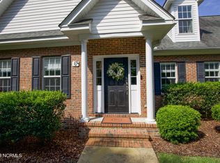 6 Flint Ct, Pinehurst, NC 28374