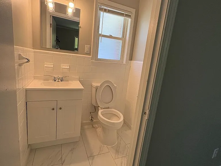 1732 Colebrook Ave — Photo 14