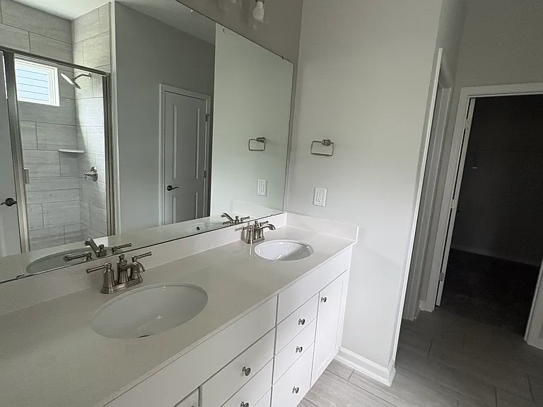 311 Glen Clova Dr — Photo 16