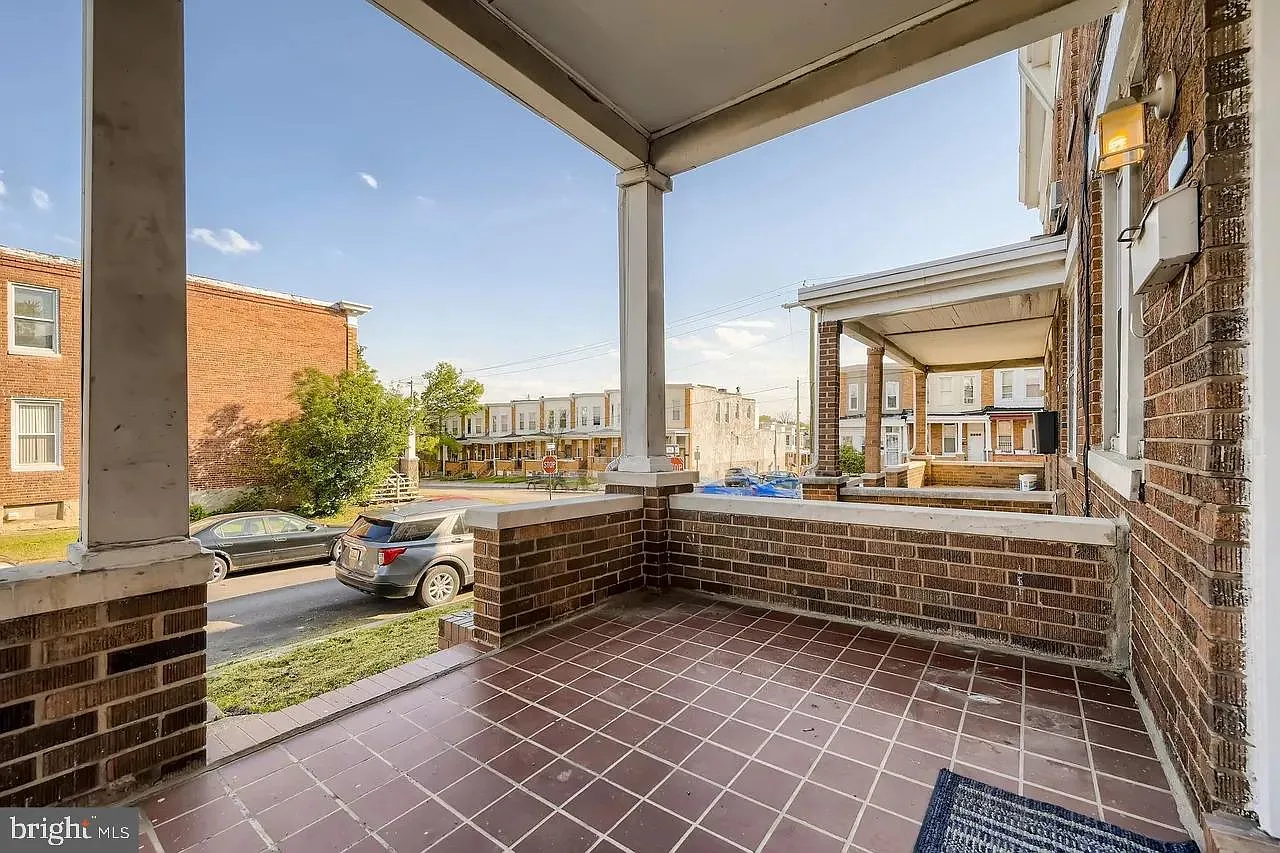 3 bed, 1413 sqft, $1,850 — Photo 3