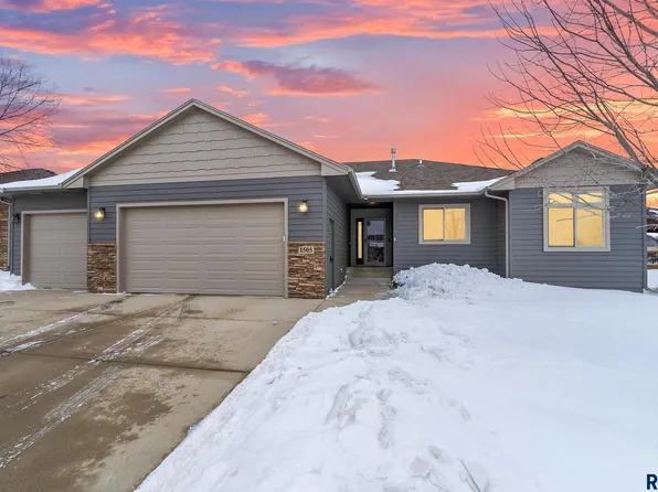 1505 S Monticello Ave, Sioux Falls, SD 57106