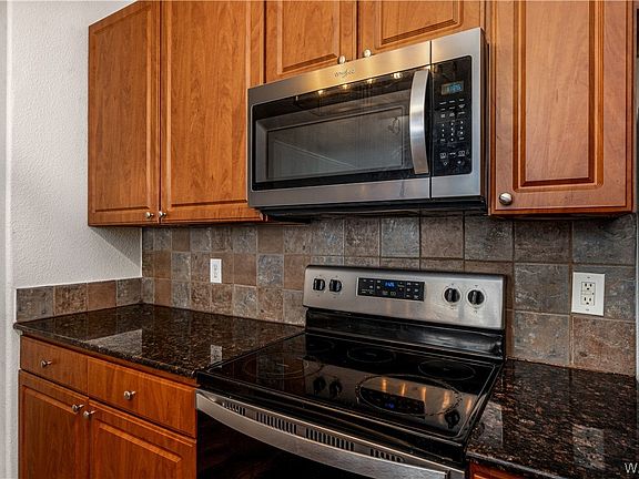5th image of 600 13th St Unit 533