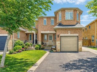 2468 Newcastle Cres, Oakville, ON L6M 4P3