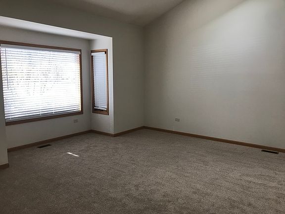 2nd image of 335 N Weston Ave