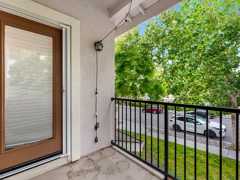 1007 Esparanza Way — Photo 25