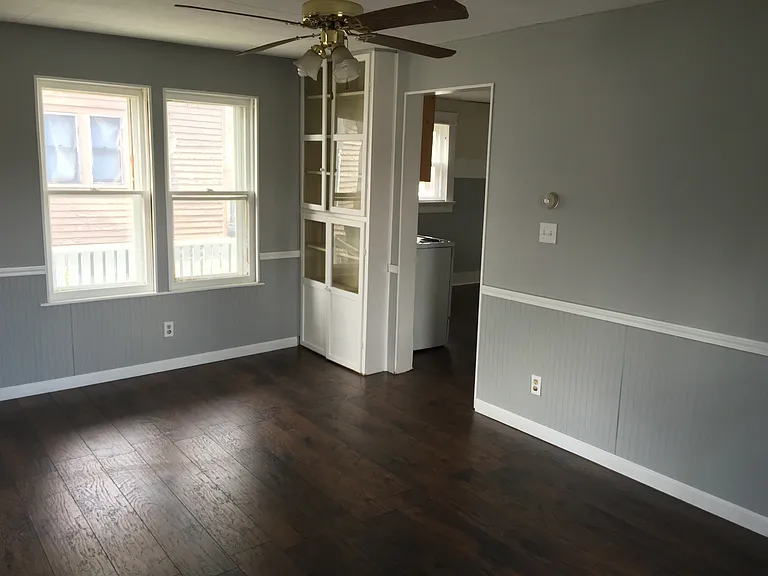 108 W Pine St — Photo 2