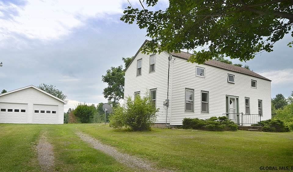 1st image of 11 FEATHERBED Lane