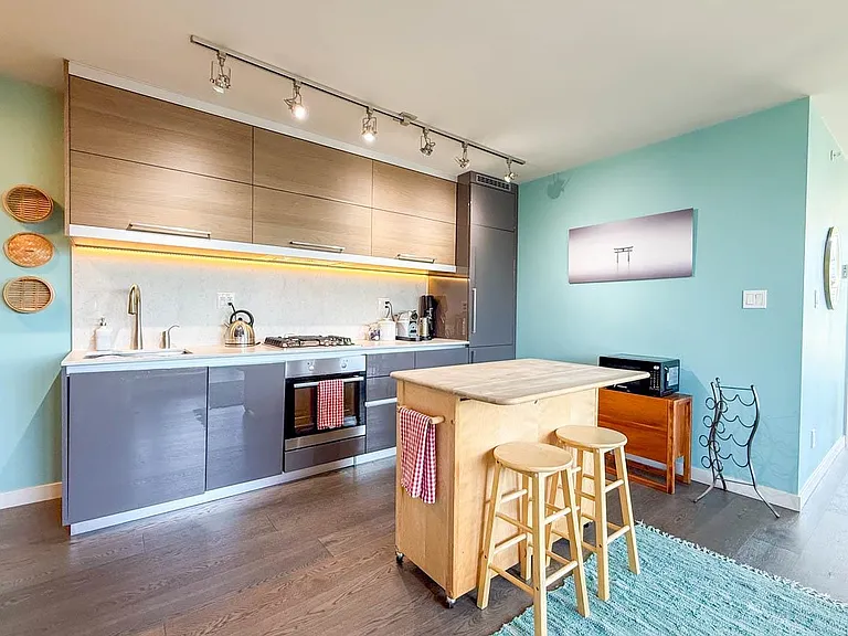 189 Keefer St #505 — Photo 5