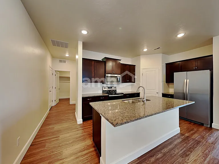 1829 N Montgomery Way — Photo 3