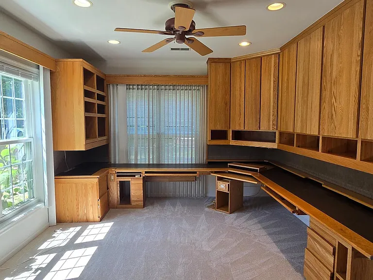 2545 Logan Wood Dr — Photo 4