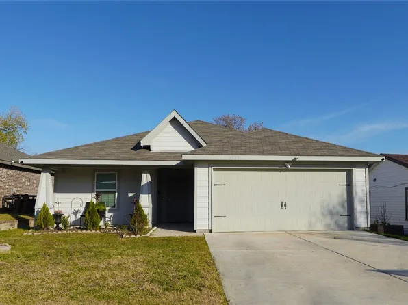 1325 E Jessamine St, Fort Worth, TX 76104