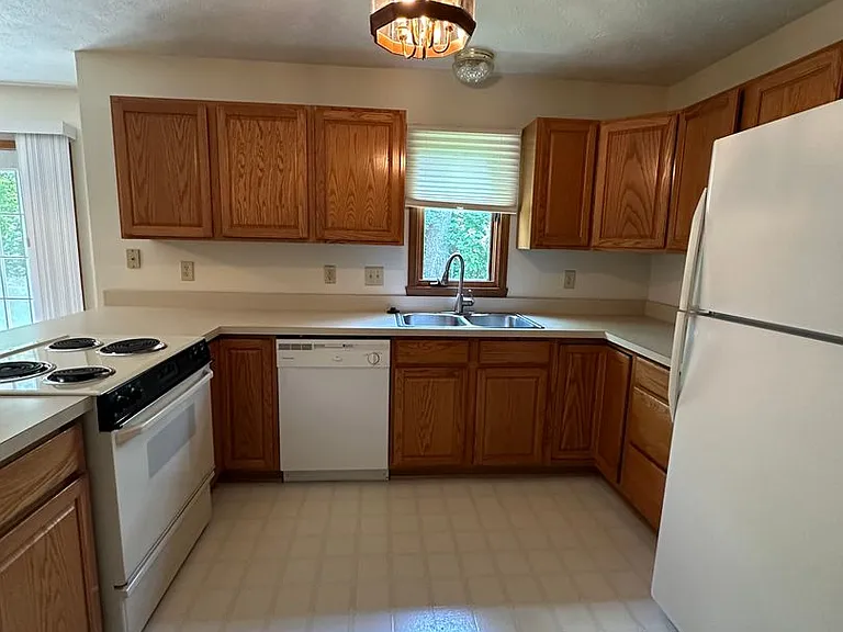 14315-14317 W Heather Ln — Photo 10