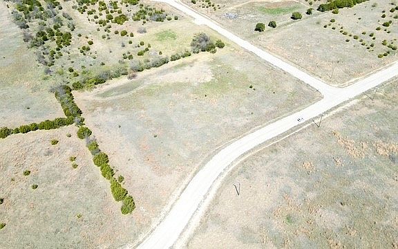 4th image of 1031 Audrey Valley Ln