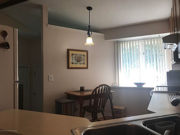 5th image of 1140 Vail Ct #29