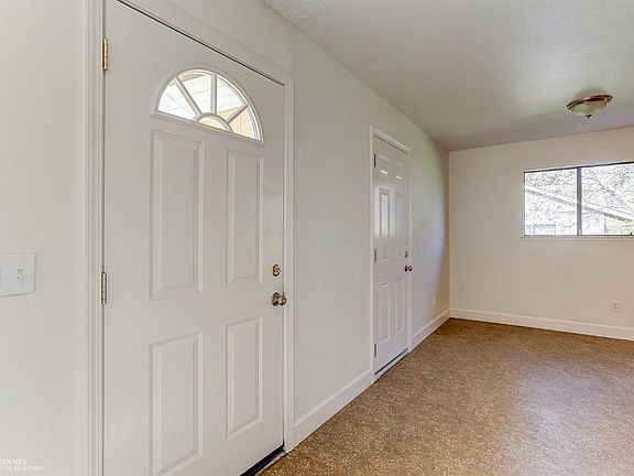 3rd image of 14917 Sun Forest Dr