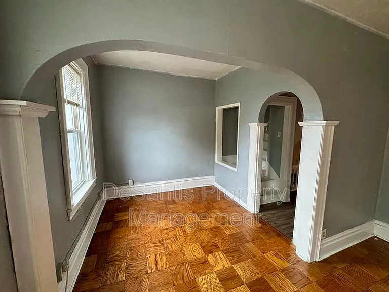 1810 Brownsville Rd #2 — Photo 35