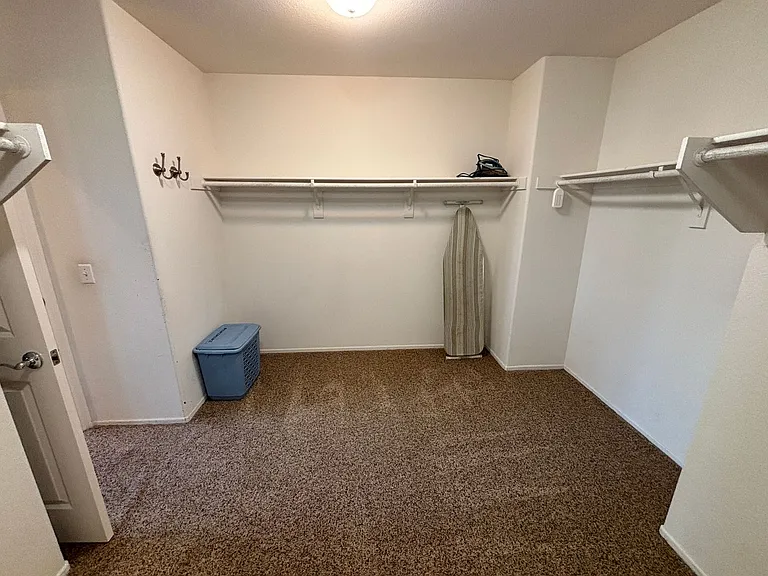 1163 Via Vista Dr — Photo 24