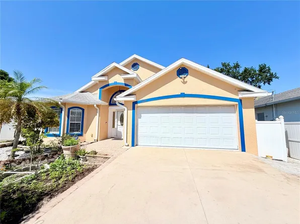 1150 Oakwood Dr, Dunedin, FL 34698