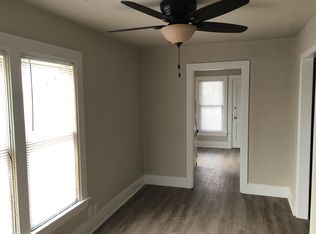 114 S Cherry Ave APT 5, Freeport, IL 61032